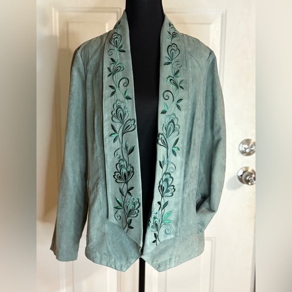 drapers & damons Jackets & Blazers - Draper’s & Damon’s Floral Embroidered suede feel Women's Blazer in Spruce M NWT